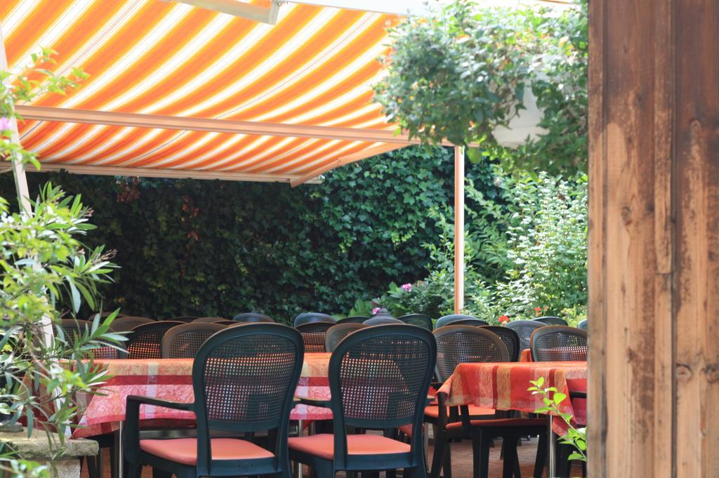 Aesch  Gasthaus Zur Sonne מראה חיצוני תמונה